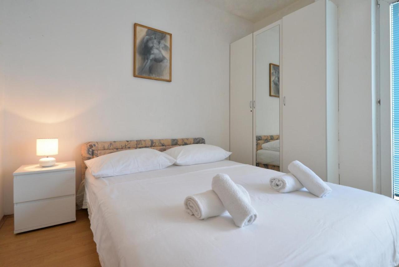 Apartman Rasip, Murter Exterior photo