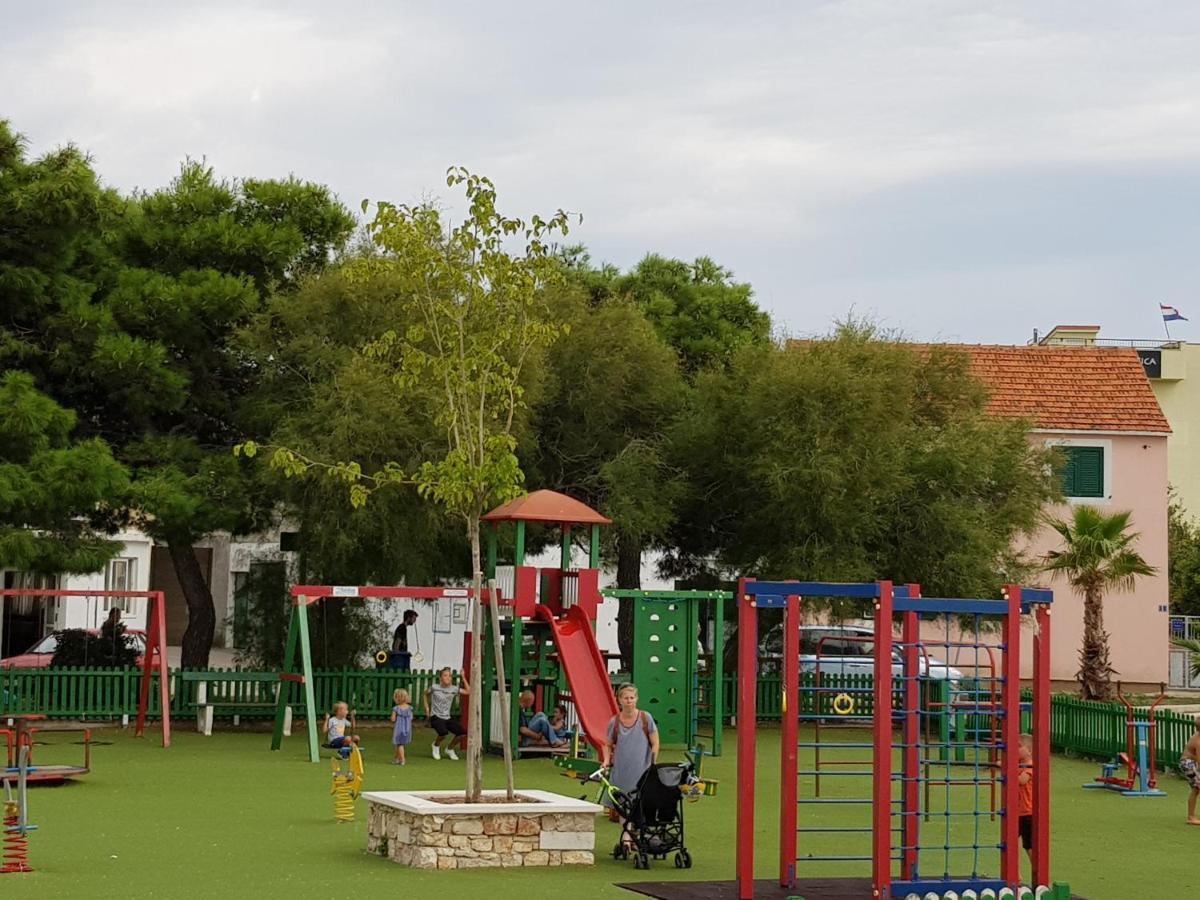 Apartman Rasip, Murter Exterior photo
